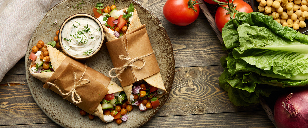 Veggie Wraps with Tahini Yoghurt Sauce