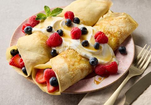 Yoghurt crepes